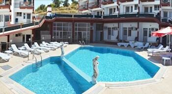 Grand Ruya Hotel Cesme Exterior photo